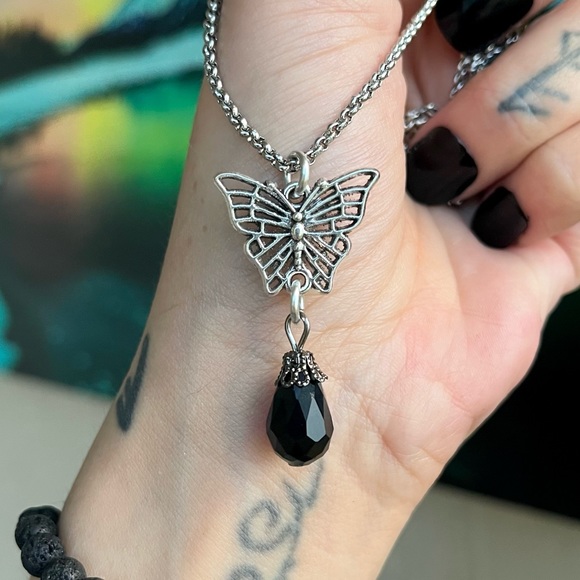 Butterfly Set with black austrian crystals ( necklace & matching earrings ) boho - Picture 6 of 13